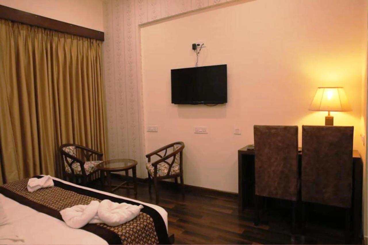 Hotel Citi Inn Grande Zirakpur Luaran gambar