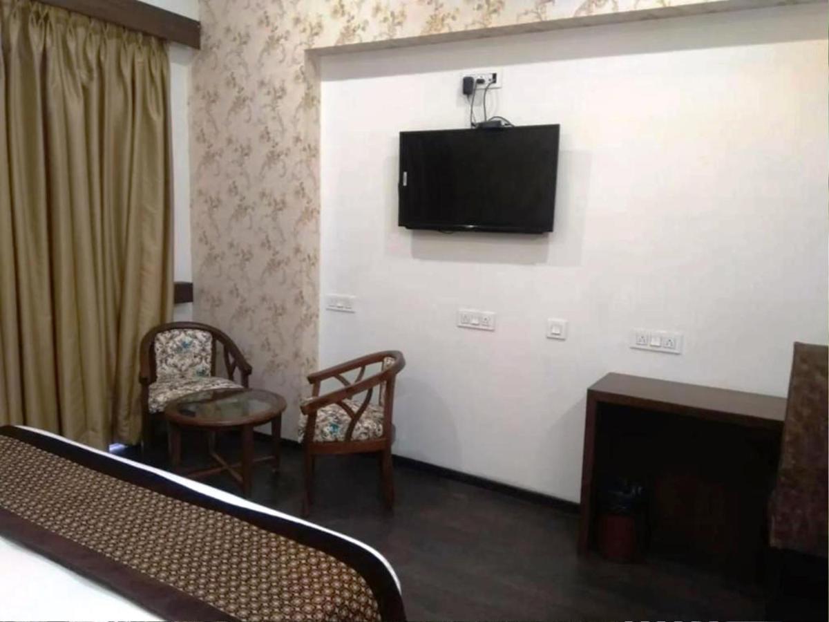 Hotel Citi Inn Grande Zirakpur Luaran gambar